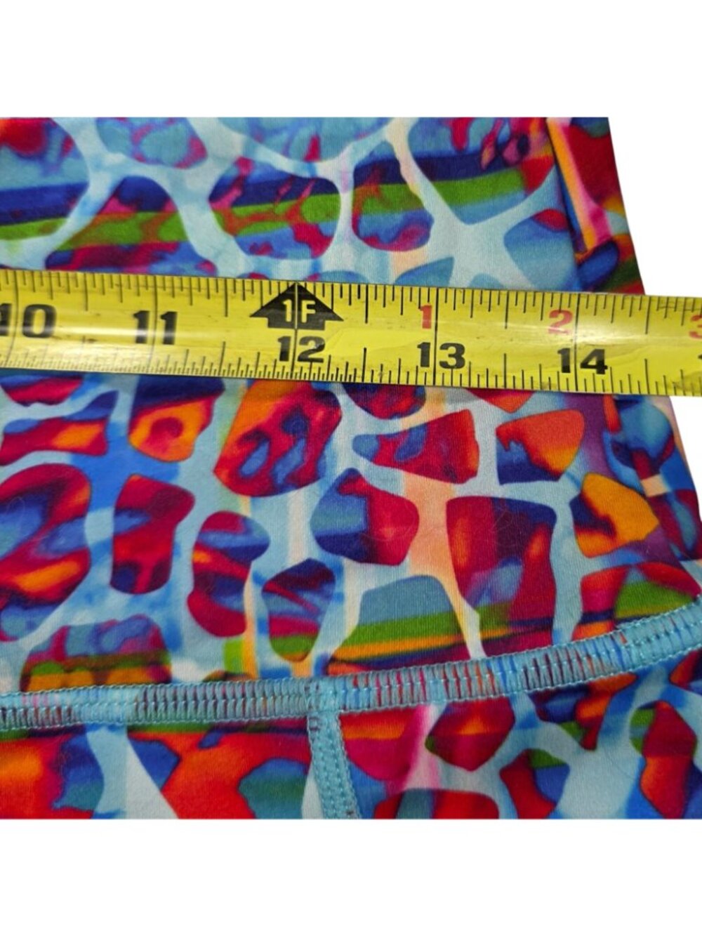 CVG Shorts Rainbow Giraffe Animal Exotic Activewear Workout Medium Womens - Picture 3 of 5